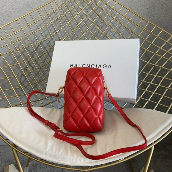 Balenciaga Big Red Model: A48 - 图片 9