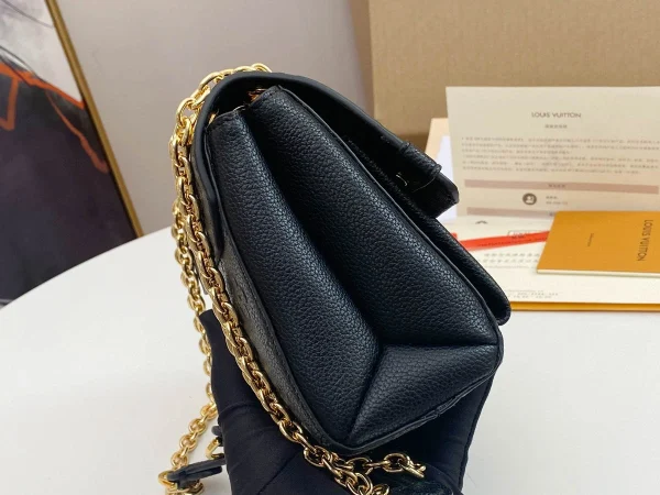 Louis Vuitton Size 21x15x8 CM - 图片 7