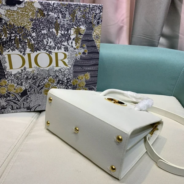 30 Montaigne Collection Ref. 9321 Size: 25x19x12 cm - 图片 5