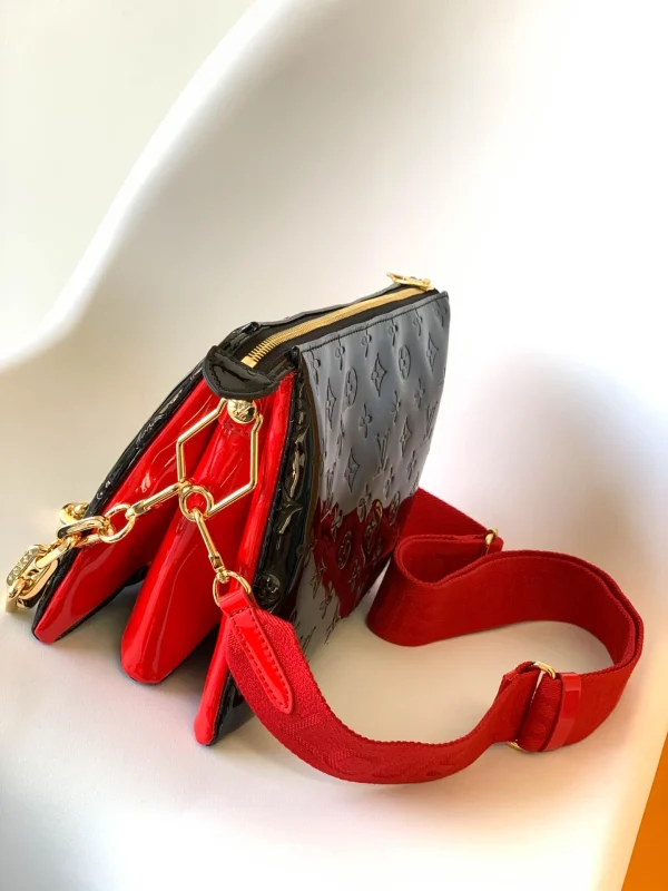 Louis Vuitton Size: 26 x 20 x 12 cm - 图片 9