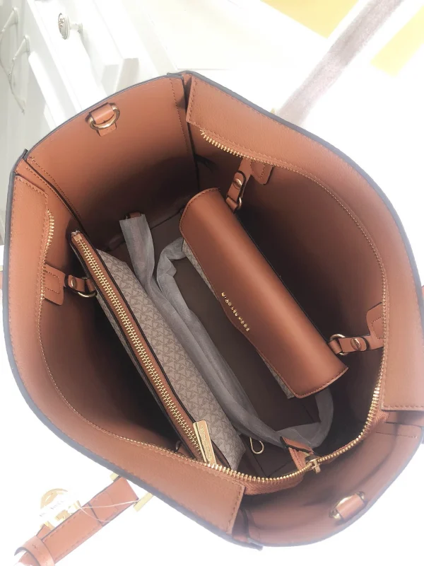 MK Shoulder Bag Black L: 26 H: 32 W: 13 - 图片 2