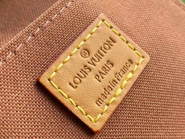 Louis Vuitton Size: 14.0 x 17.0 x 5.0 cm - 图片 2