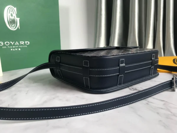 Belvdre Single Strip Messenger Bag Ref: GY020183 Size: Large 28Cm - 图片 7