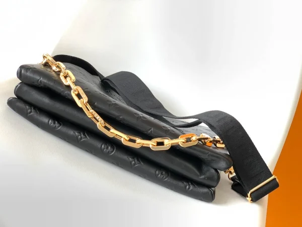 Louis Vuitton Size: 34 x 24 x 12 cm - 图片 6
