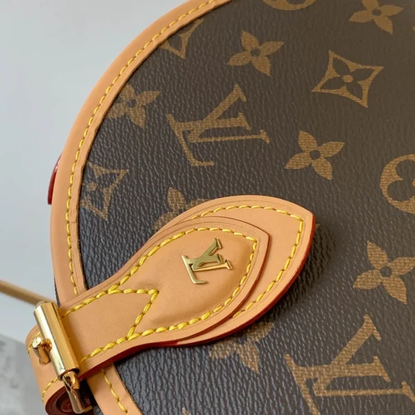 LV Model: M44860 Size 18*15*8cm - 图片 7