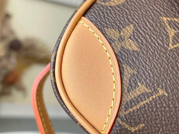 Louis Vuitton Size: 25.0 9.0 15.0 cm - 图片 4