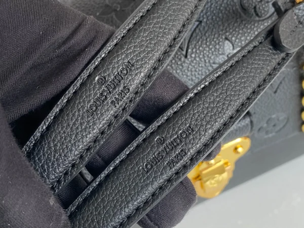 Louis Vuitton Size: 25.0 x 17.0 x 9.5 cm - 图片 3