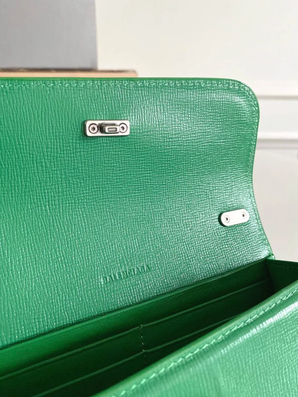 Crossbody bag Size: 19*10*7cm - 图片 2