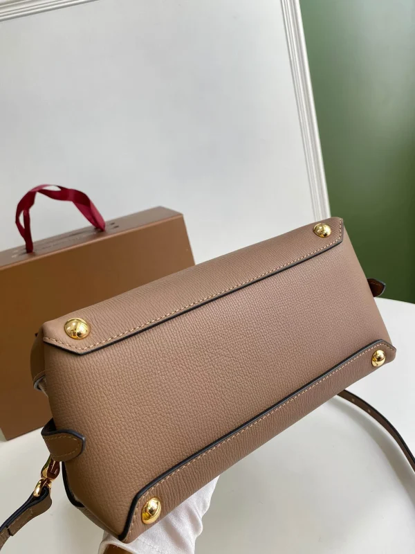 Calfskin bag Size:W25.5*H29*D10cm Code:400123 - 图片 4