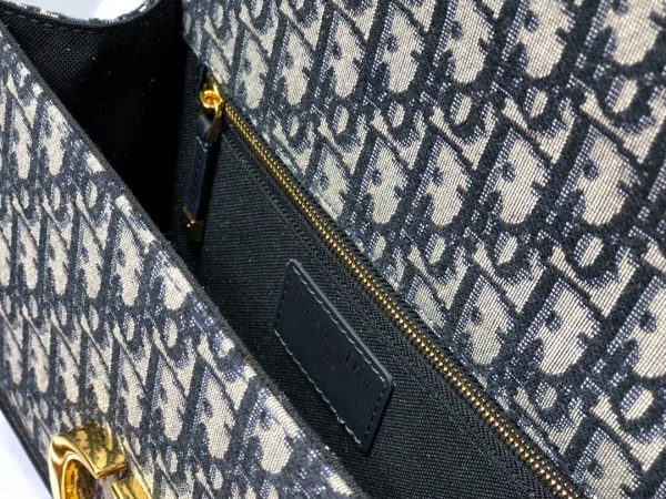 30 Montaigne Chain Crossbody Bag Size: 25.5cm - 图片 2