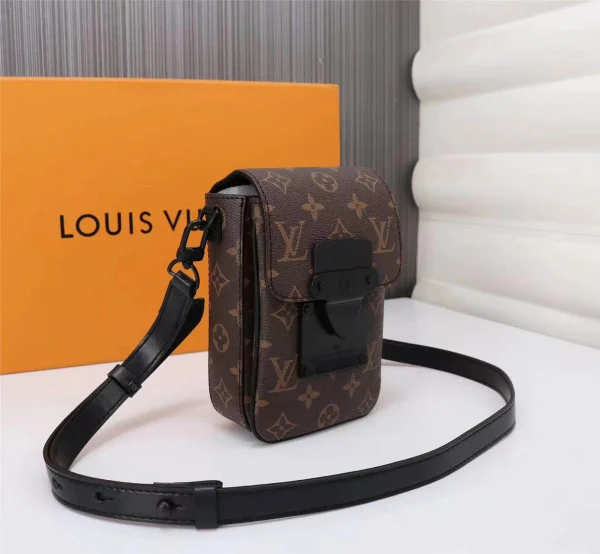 Louis Vuitton Model No. 69405 Size: 15x17x8 cm - 图片 8