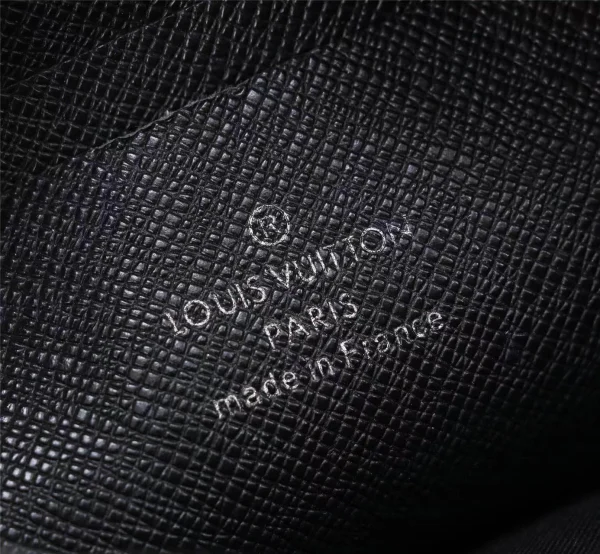 Louis Vuitton Model: 69404 Size: 15x17x8cm - 图片 2