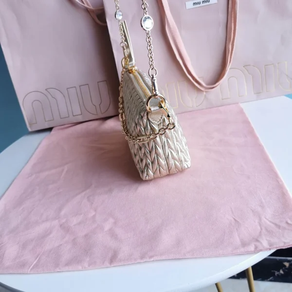 Miu Miu Mini Collection Handbag H 11cm long 17cm wide 7cm - 图片 8