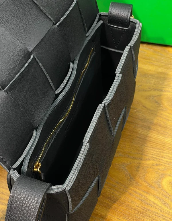 BV CASSETTE bag Size:23x15cm 666870 - 图片 6