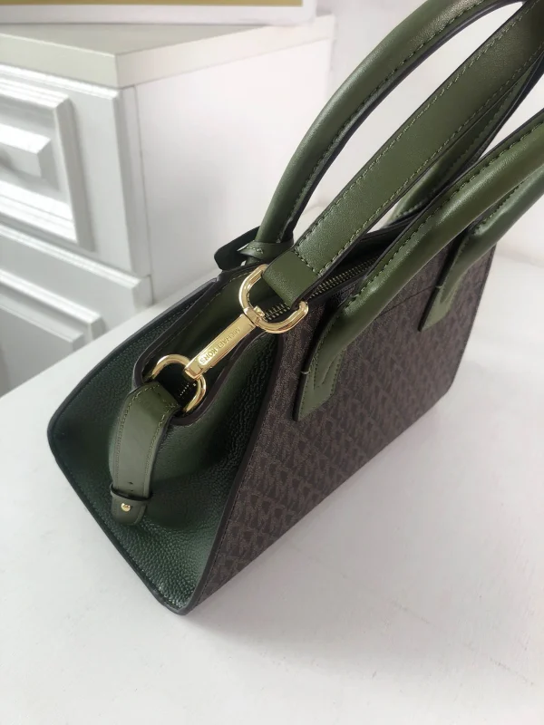 Mk Shoulder Crossbody Model:2115 L:28 H:22 W:14 - 图片 6