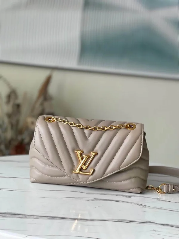 Louis Vuitton Size: 24x14x9cm - 图片 10