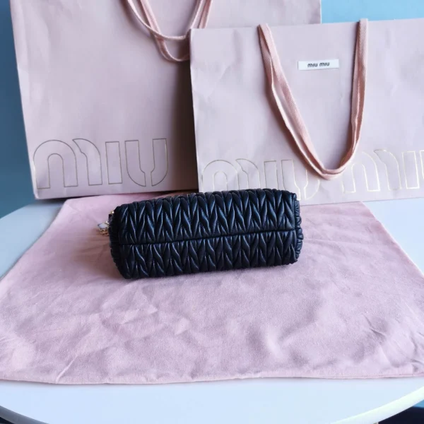 Miu Miu Mini Collection Handbag High 11cm long 17cm wide 7cm - 图片 7