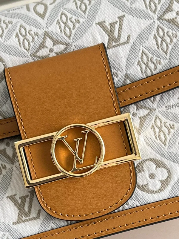 Louis Vuitton Size 20 x 15 x 9 cm - 图片 4