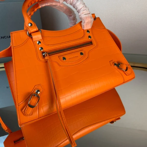 Balenciag* Neo Classic biker bag Size: 25*33*13*20cm - 图片 5