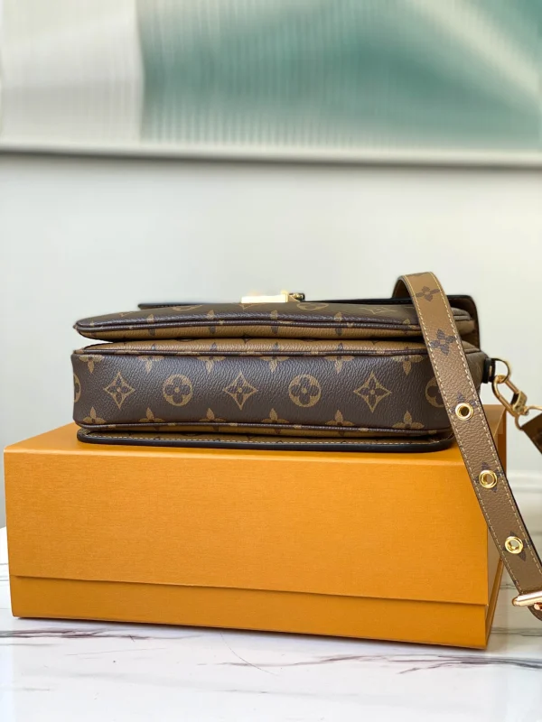 Louis Vuitton Size: 25 x 19 x 9 cm - 图片 7