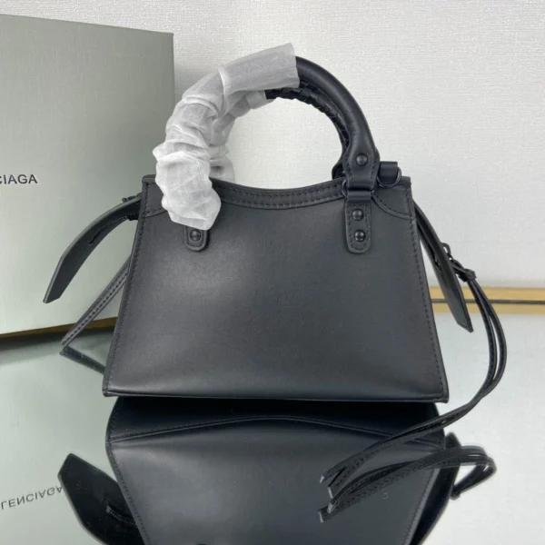 Balenciag* Neo Classic Motorcycle Bag Size: 16.5*22*9*14.5cm - 图片 8