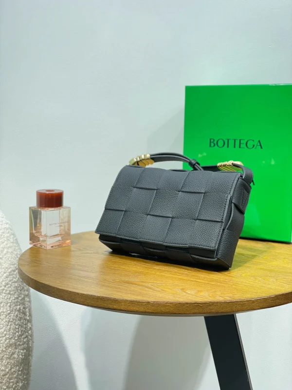 BV CASSETTE bag Size:23x15cm 666870 - 图片 8