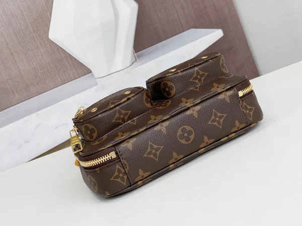 Louis Vuitton Size: 18 x 11 x 10 cm - 图片 7