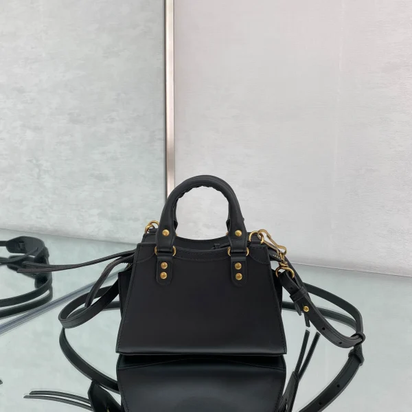 Balenciag* Neo Classic biker bag Model: 1993 Size: 13.5*18*7.5*12cm - 图片 8