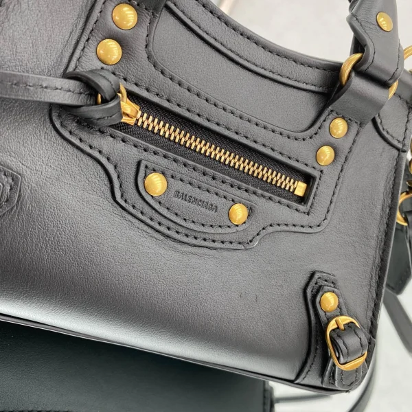 Balenciag* Neo Classic biker bag Model: 1993 Size: 13.5*18*7.5*12cm - 图片 6