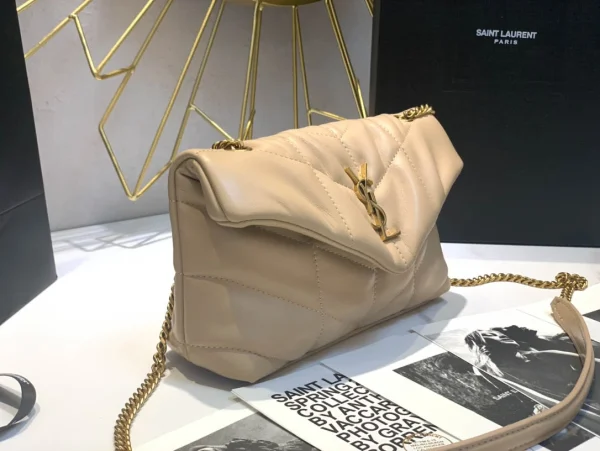 LOULOU PUFFER Lambskin bag Size: 23x15.5x5.8cm Model: 620333 - 图片 8