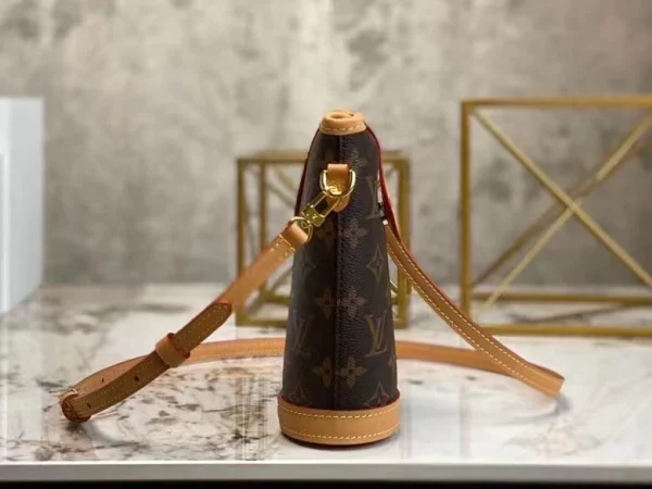 Louis Vuitton Medium Vintage Bag Series Size: 14.5*18*6.5cm - 图片 9