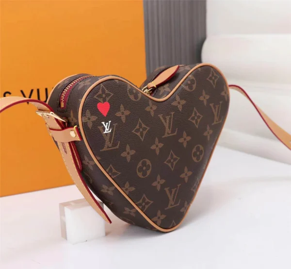 Louis Vuitton Model: 45149 Size: 22x20x6cm - 图片 9
