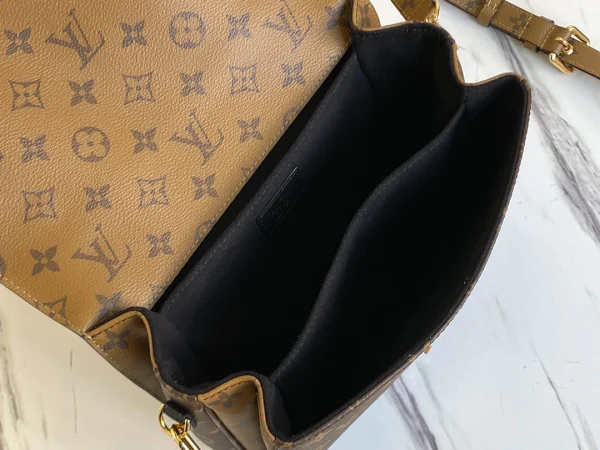 Louis Vuitton Size: 25 x 19 x 9 cm - 图片 3