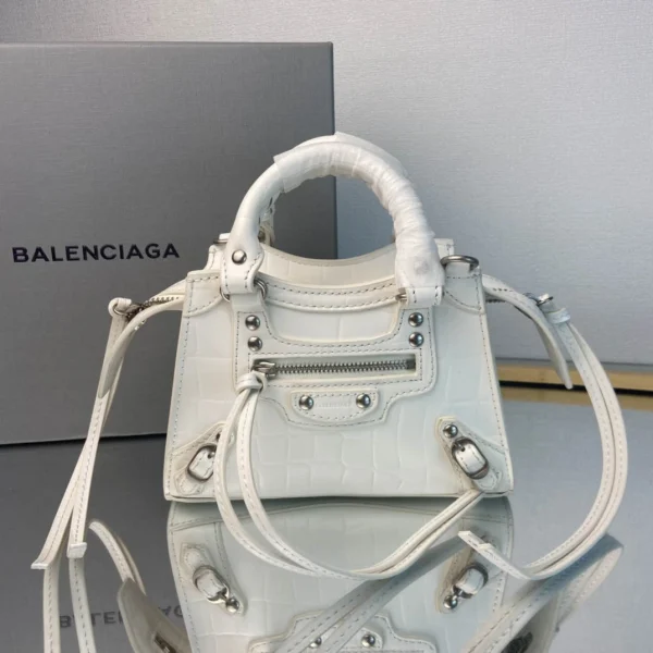 Balenciag* Neo Classic biker bag Size: 18 - 图片 9